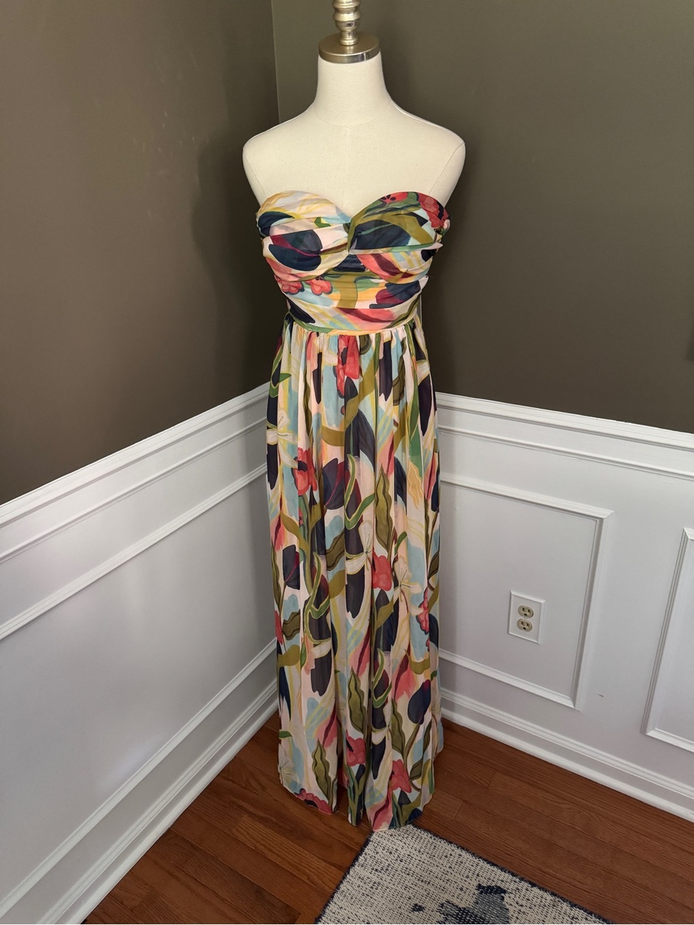 Mestiza Gorgeous Colorful Strapless Maxi Dress. Size 0. NWT.